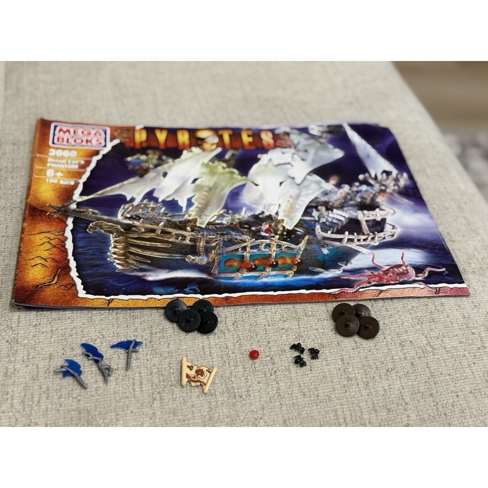 Mega Bloks Pyrates 3660 Dread Eye's Phantom Manual + Few Accessories